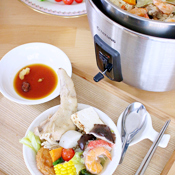 k*i様 大同電気釜 炊飯器 蒸し器 10合 1.98リットル ゴールド93 【