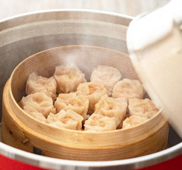 蒸気の力で素材の味を引き出す